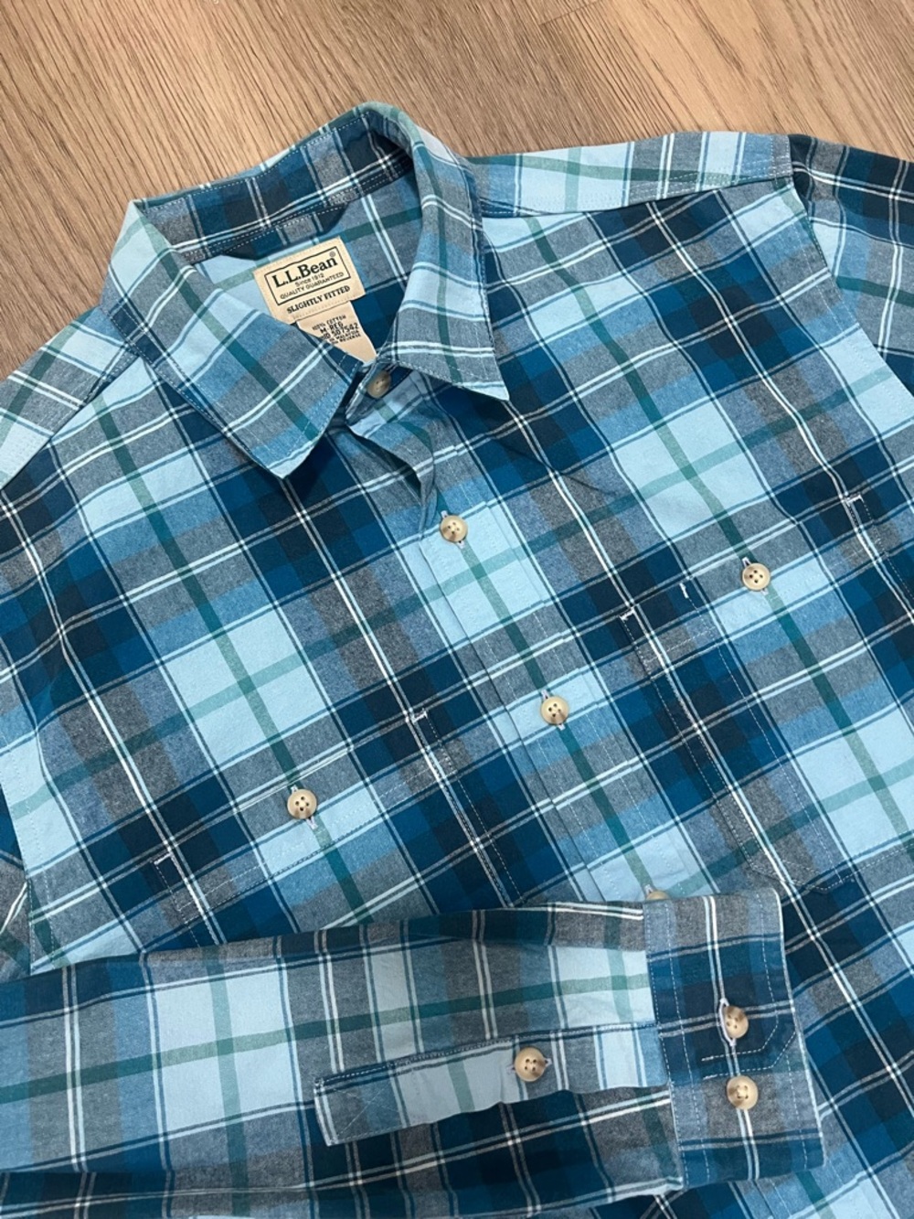 L.L.Bean Plaid Flannel Button Down Shirt Slightly Fitted Men’s Medium